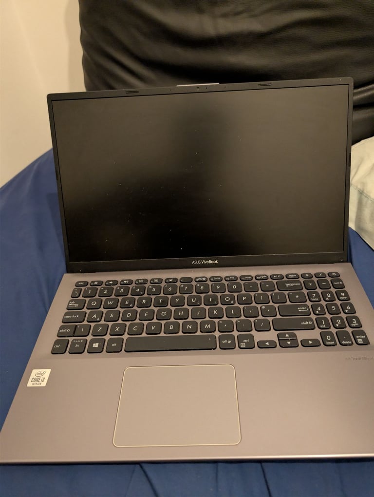 image for Asus Vivobook 15 inch laptop @ £100 very good condition