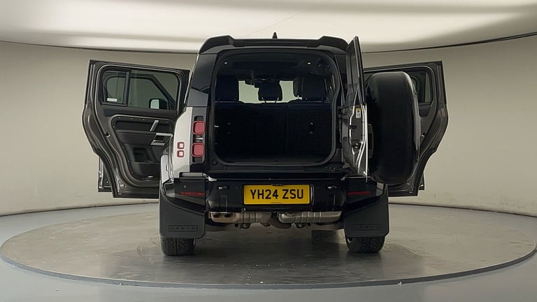 2024 Land Rover Defender 110 3.0 D250 MHEV X-Dynamic HSE SUV 5dr Diesel Auto 4WD Euro 6 (s/s) (25...