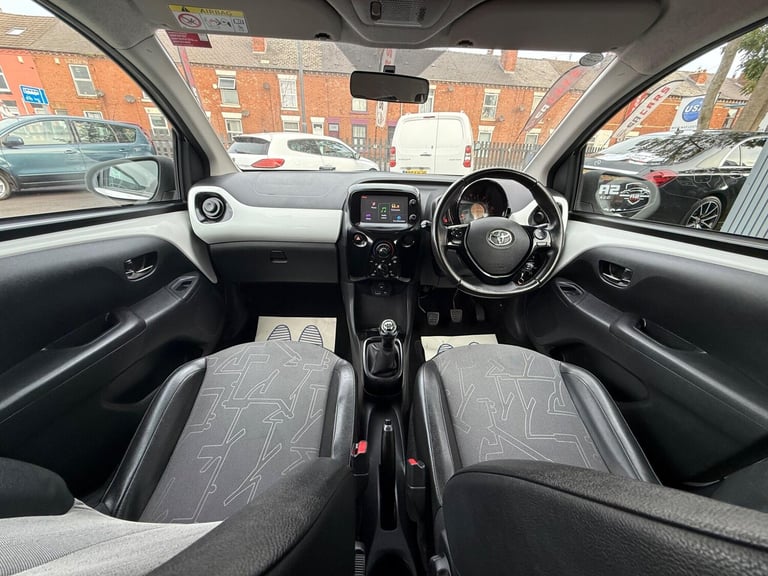 2015 Toyota AYGO 1.0 VVT-i x-pression x-wave 5dr Petrol Manual Euro 5 Euro 5 (68 ps) HATCHBACK Pe...