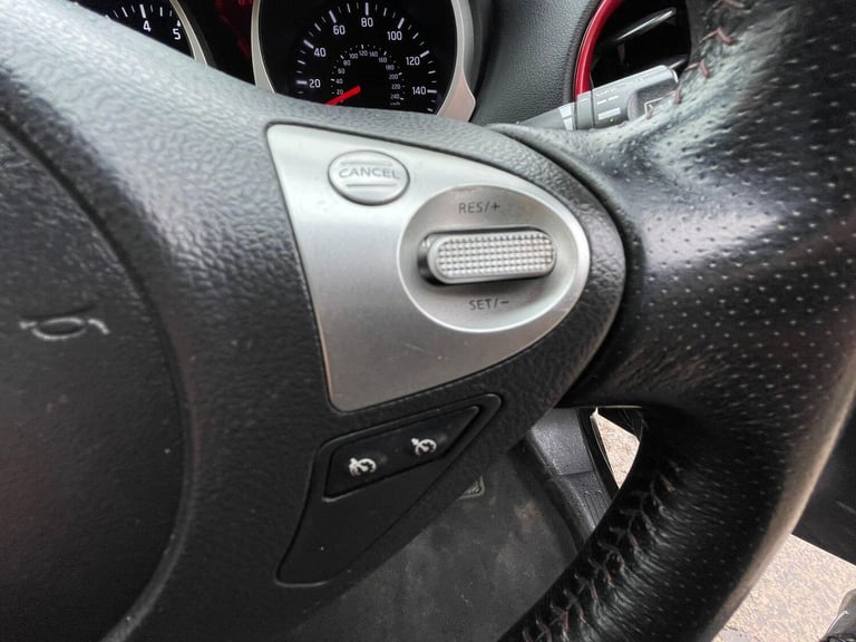 2015 Nissan Juke 1.6 Tekna XTRON Euro 5 5dr HATCHBACK Petrol Automatic