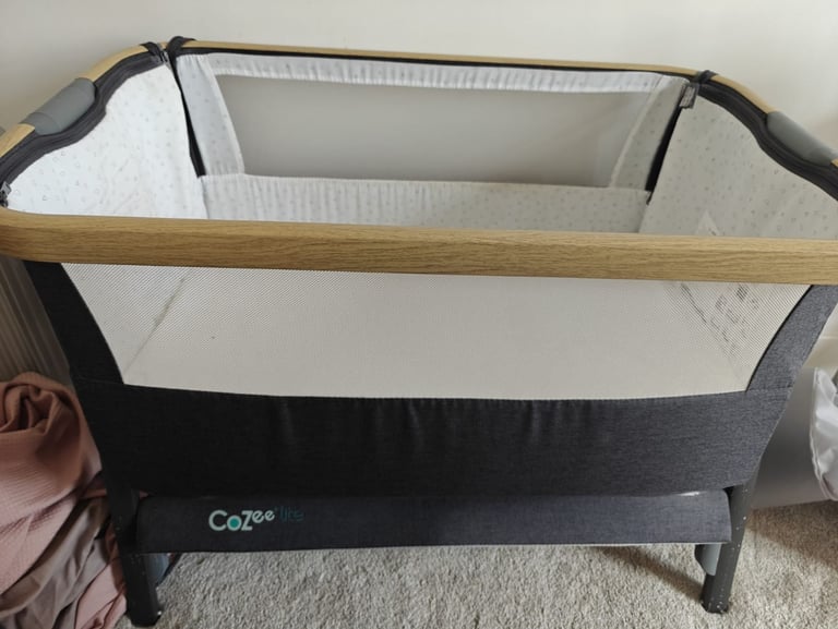 image for Baby cot
