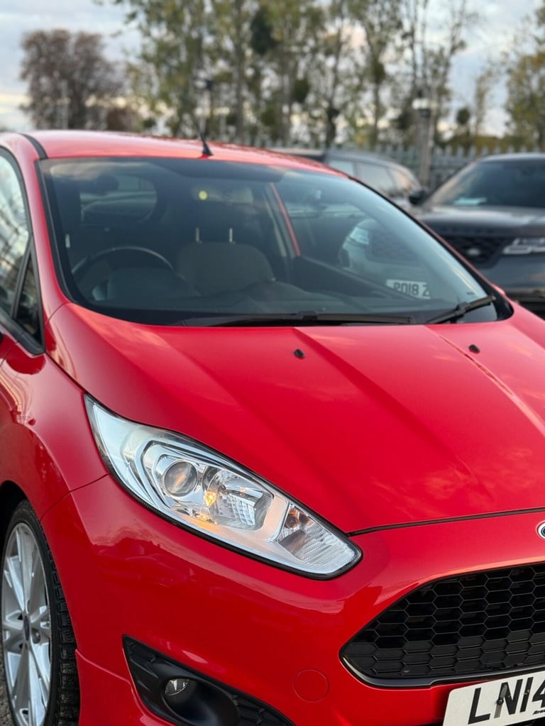 2014 Ford Fiesta 1.0T EcoBoost Zetec S Euro 5 (s/s) 3dr Hatchback Petrol Manual