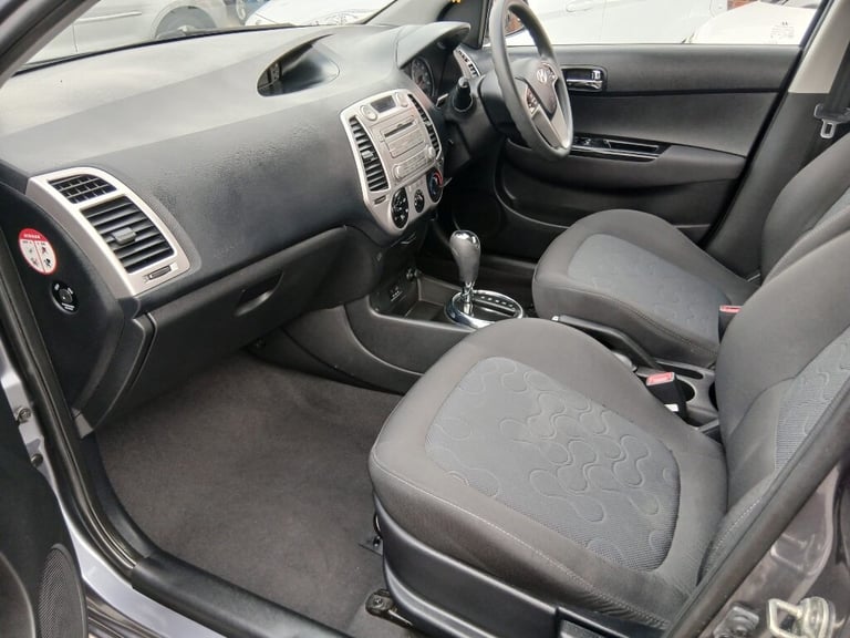 2011 Hyundai i20 1.4 Comfort 5dr Auto HATCHBACK PETROL Automatic