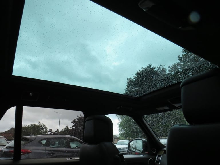 2019 Land Rover Range Rover 3.0 SD V6 Vogue SE SUV 5dr Diesel Auto 4WD Euro 6 (s/s) (275 ps) ESTA...