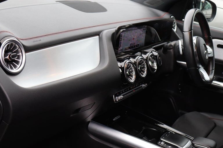 MERCEDES-BENZ EQA EQA 250 66.5kWh AMG Line Auto 5dr 2022