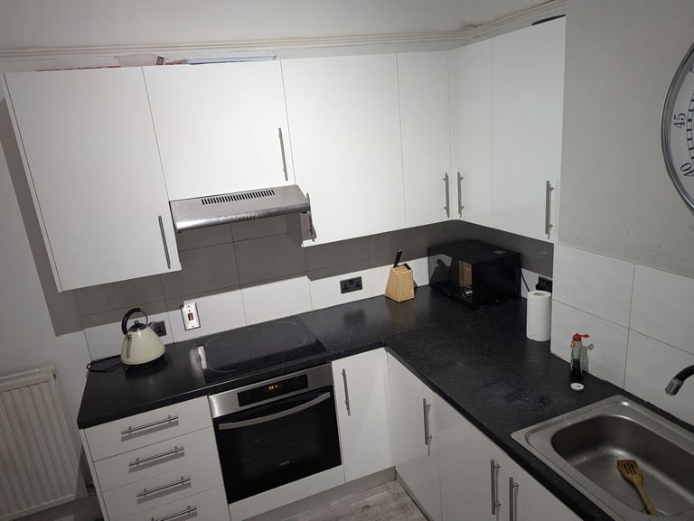 Large apartment to rent Now 