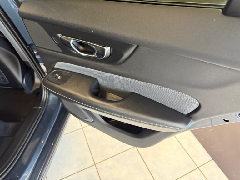  Volvo V60 2.0 D4 [190] R DESIGN Pro 5dr Auto Diesel