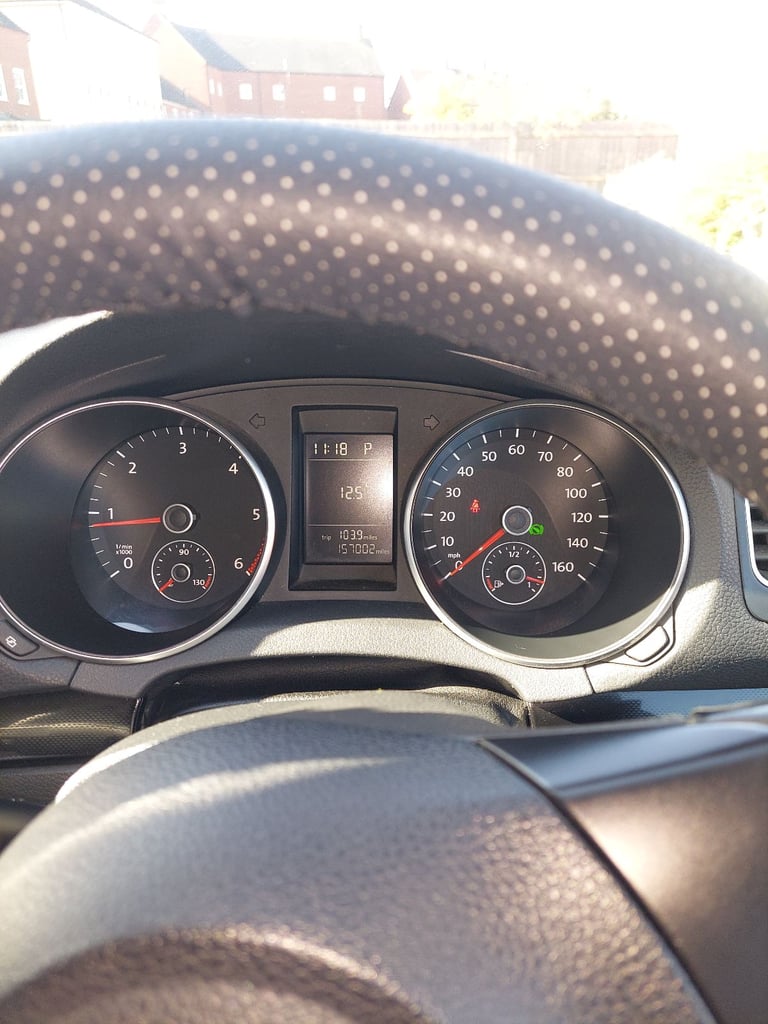 VW GOLF 2009