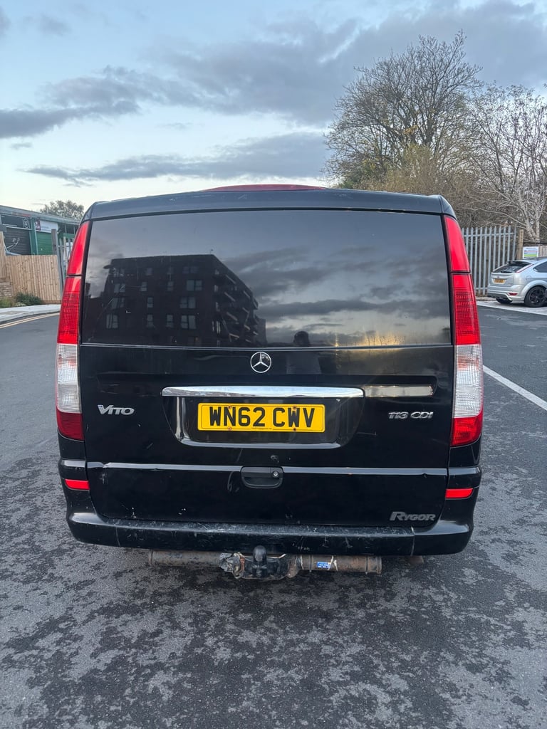 Mercedes Benz Vito 113 2.1 CDI Long panel van