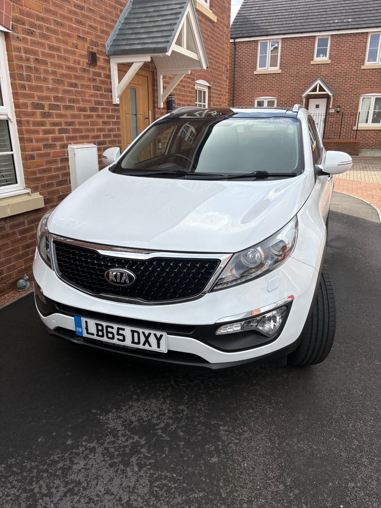 Kia, SPORTAGE, Estate, 2016, Manual, 1685 (cc), 5 doors
