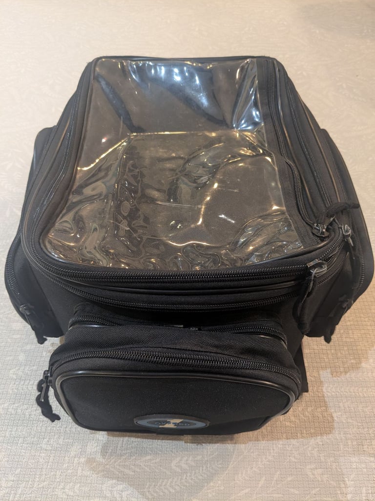 (PRICE REDUCTION!!) Oxford '1' motorcycle tank bag, 15-20l, magnetic