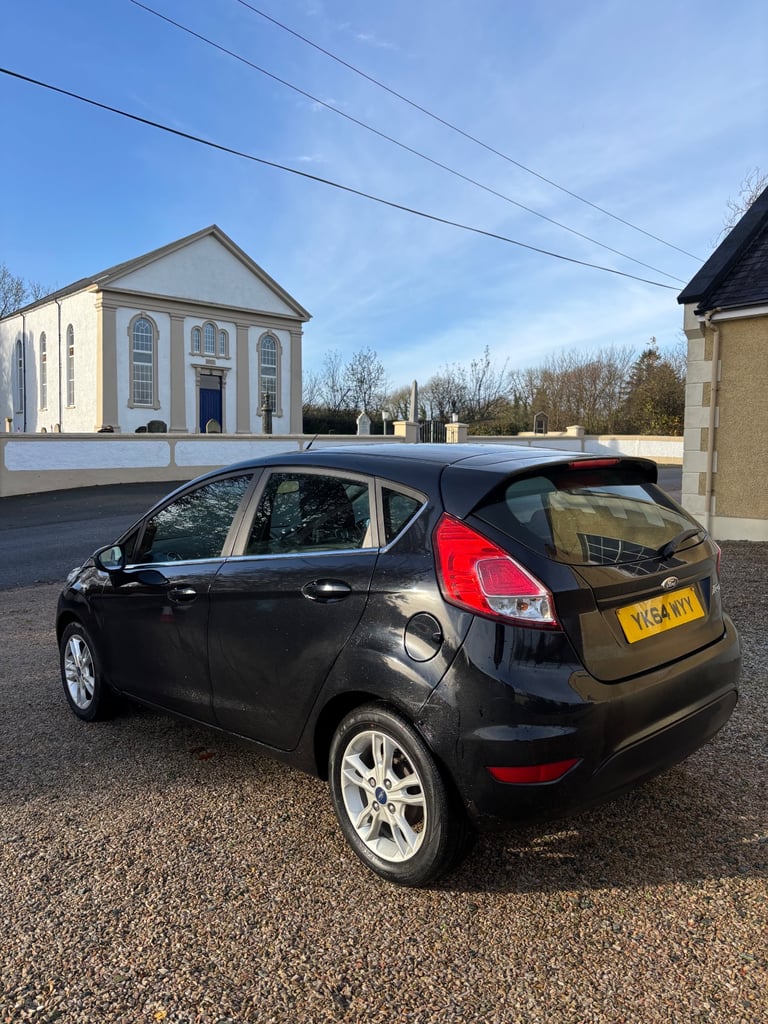 Ford, FIESTA, Hatchback, 2014, Manual, 1498 (cc), 5 doors
