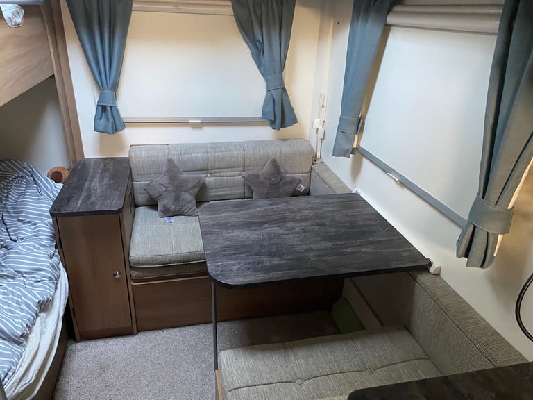 2017 Bailey pursuit 570/6