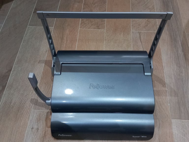 Wire-Binding Machine