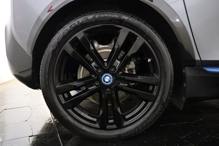 2022 BMW i3 42.2kWh S 5dr Auto (20 inchALLOYS, HEATED SEATS) Hatchback Automatic