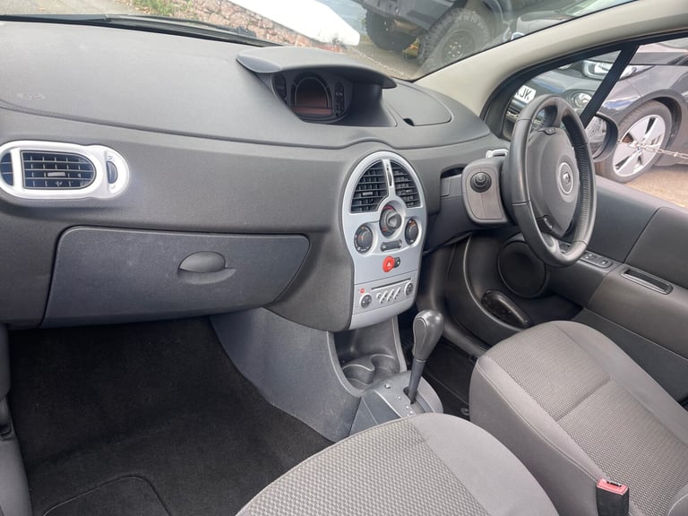 2011 Renault Grand Modus 1.6 Dynamique 5dr Auto HATCHBACK Petrol Automatic