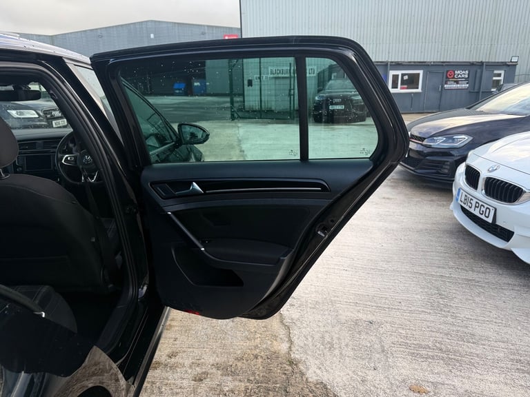 2017 Volkswagen Golf 2.0 TDI BlueMotion Tech GTD Hatchback 5dr Diesel DSG Euro