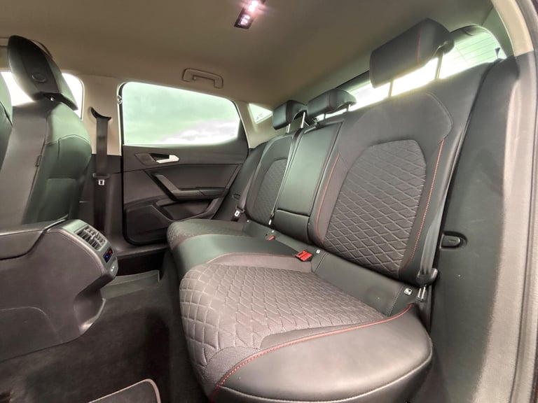 2021 SEAT Leon 1.4 eHybrid 12.8kWh FR DSG Euro 6 (s/s) 5dr HATCHBACK Petrol/Electric Hybrid Autom...