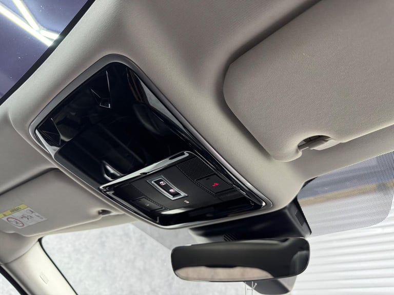 2018 Land Rover Range Rover Velar 2.0 D240 R-Dynamic HSE Auto 4WD Euro 6 (s/s) 5dr ESTATE Diesel ...