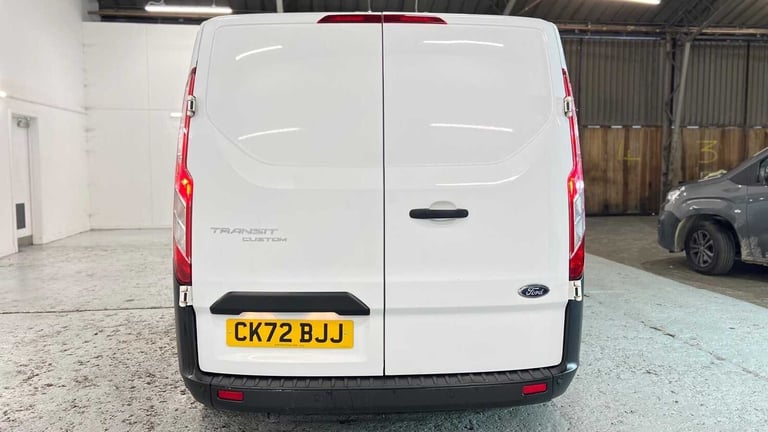 2022 Ford Transit Custom 2.0 EcoBlue 130ps Low Roof Leader Van Van Diesel Manual