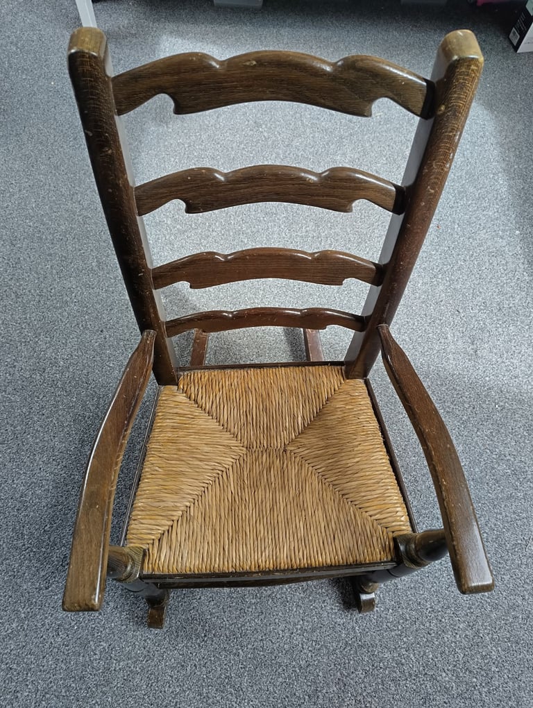 Children's rocking chairs 