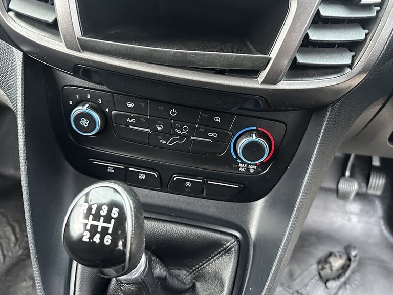 2021 Ford Transit Connect 1.5 230 EcoBlue Trend Crew Van Double Cab 6dr Diesel Manual L2 Euro 6 (...
