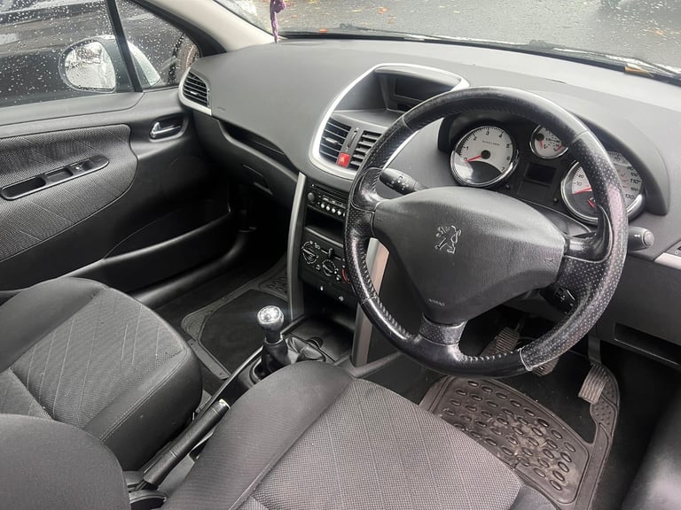 Peugeot, 207, Hatchback, 2008, Manual, 1360 (cc),5 doors - Image 4