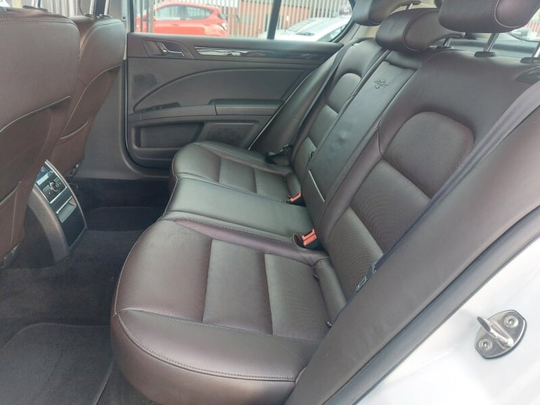 Skoda Superb LAURIN AND KLEMENT TDI CR