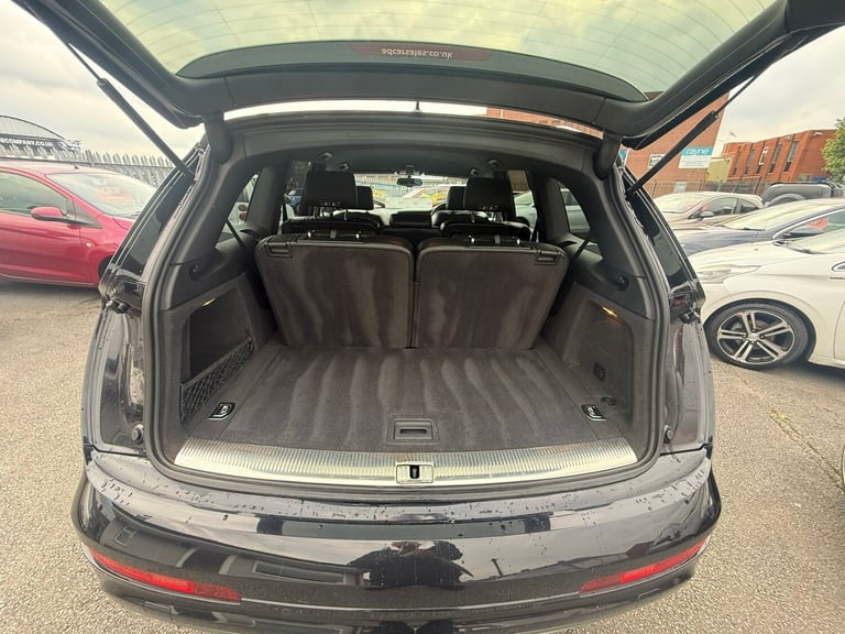 2010 Audi Q7 3.0 TDI Quattro S Line 5dr Tip Auto ESTATE Diesel Automatic