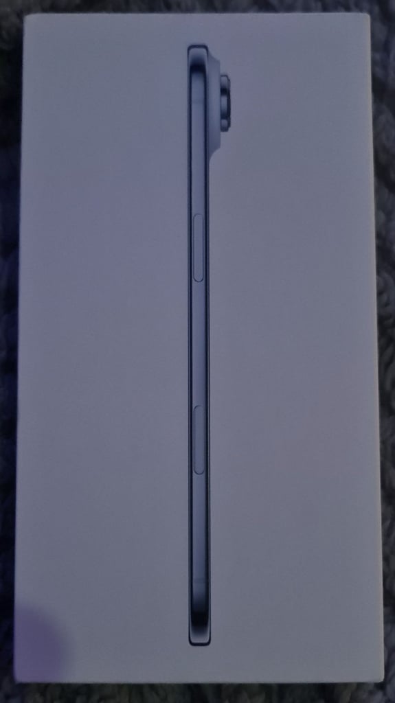 image for New sealed iphone 17 air 512gb