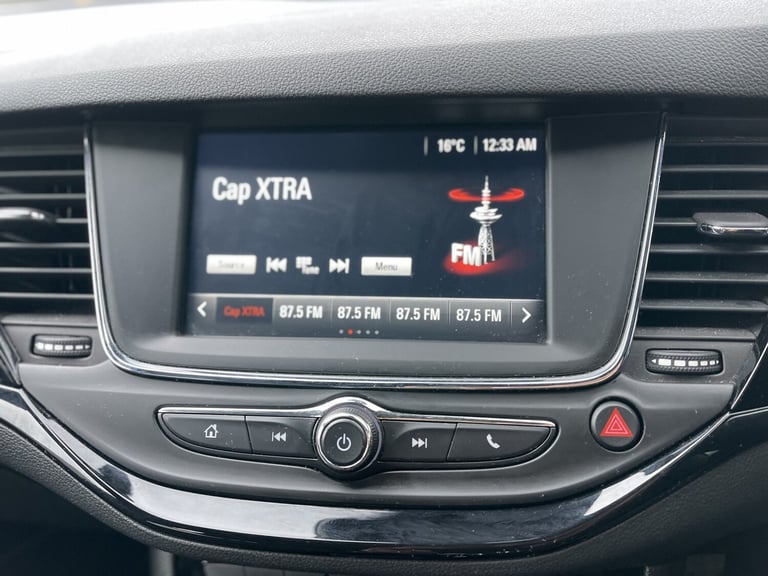 VAUXHALL ASTRA 1.4 i SRi 2017