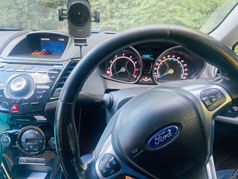 Ford, FIESTA, Hatchback, 2015, Manual, 998 (cc), 5 doors