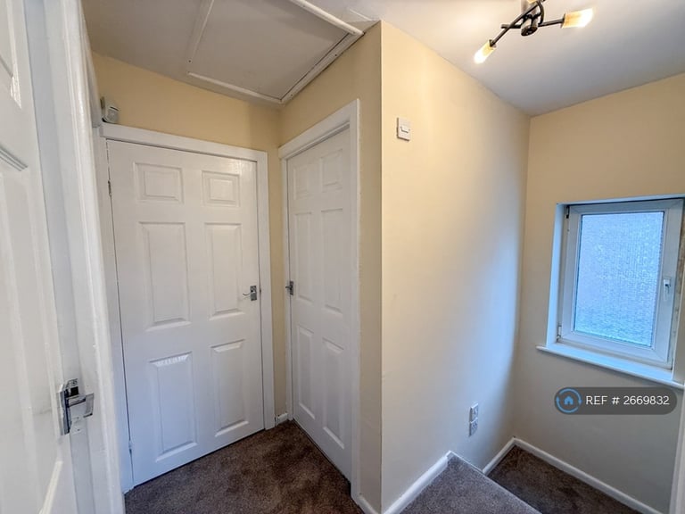 3 bedroom house in Bankside Road, Manchester, M20 (3 bed) (#2669832)