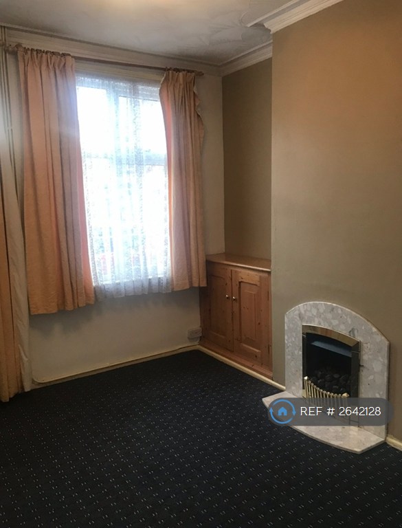 2 bedroom house in Harold Street, Leicester, LE2 (2 bed) (#2642128)