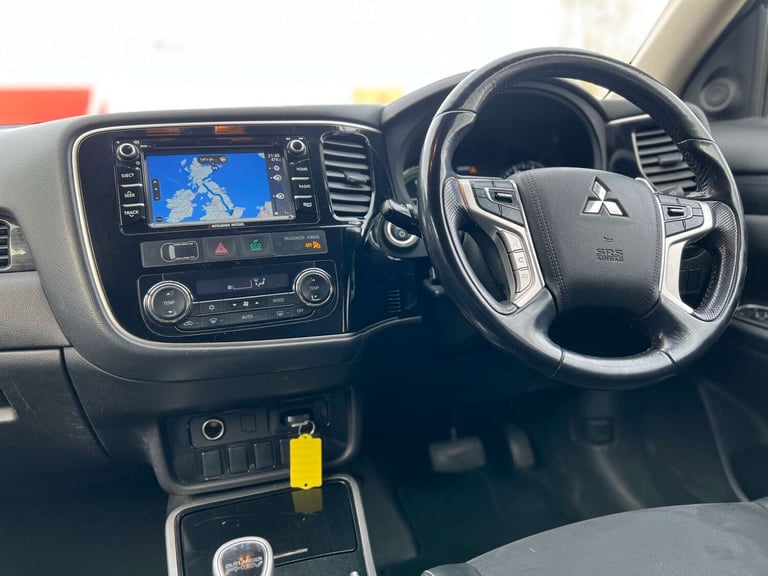 2017 Mitsubishi Outlander 2.0h 12kWh Juro CVT 4WD Euro 6 (s/s) 5dr SUV Hybrid Automatic