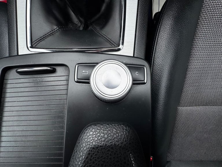 2010 60 MERCEDES-BENZ C-CLASS 2.1 C220 CDI BLUEEFFICIENCY SPORT ESTATE 5DR DIESE