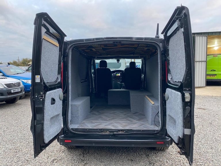 2013 Renault Trafic 2.0 dCi SL27 Sport L1 H1 3dr PANEL VAN Diesel Manual