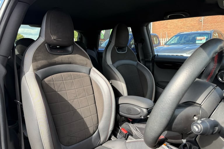 2020 MINI Hatch 1.5 Cooper Sport II 3dr [Comfort/Nav Pack] Hatchback PETROL Manual