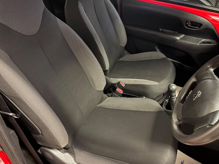 PEUGEOT 108 1.0 Access 2016