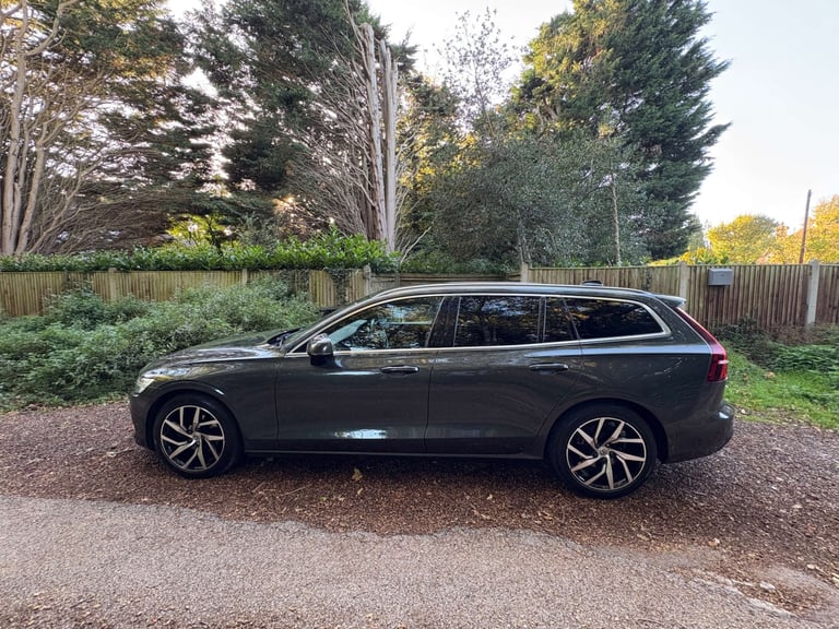 2018 Volvo V60 2.0 V60 Momentum Pro D3 Auto 5dr Estate Diesel Automatic