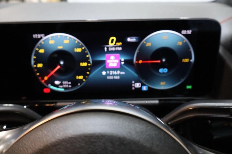 MERCEDES-BENZ EQA EQA 250 66.5kWh AMG Line Auto 5dr 2022