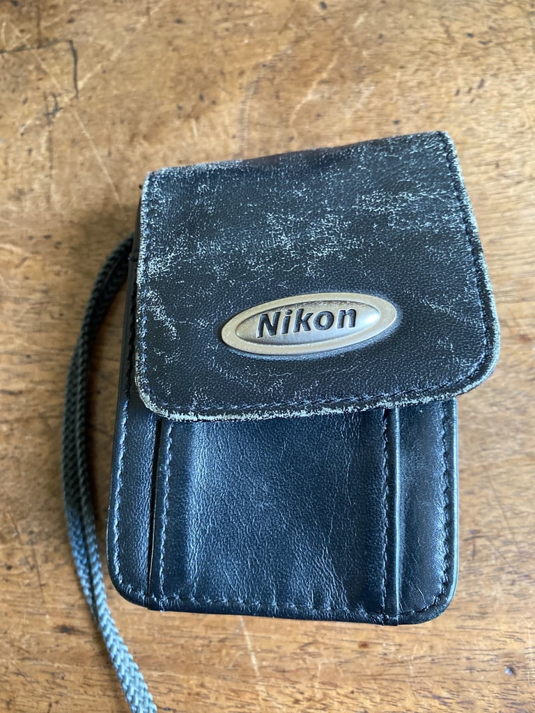 OLYMPUS DIGITAL MJU 600 CAMERA 6.0MP Silver Boxed Instructions Charger 