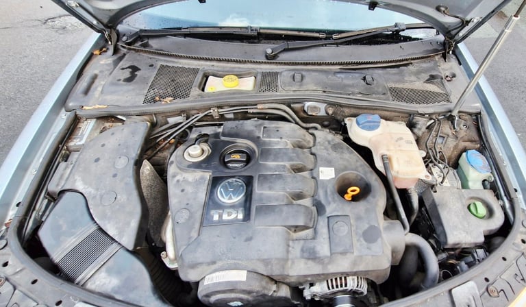2005 Volkswagen Passat S 1.9TDI 87K Miles Automatic Full Service History 