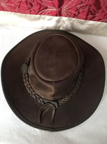 BARMAH Foldaway Bronco 1060 Australian Bush Hat Medium Size Leather