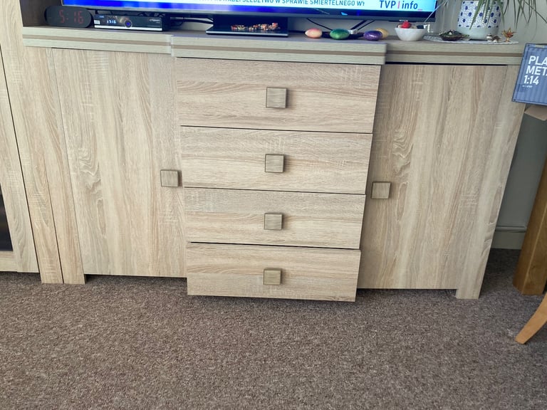 image for Chest of drawers 