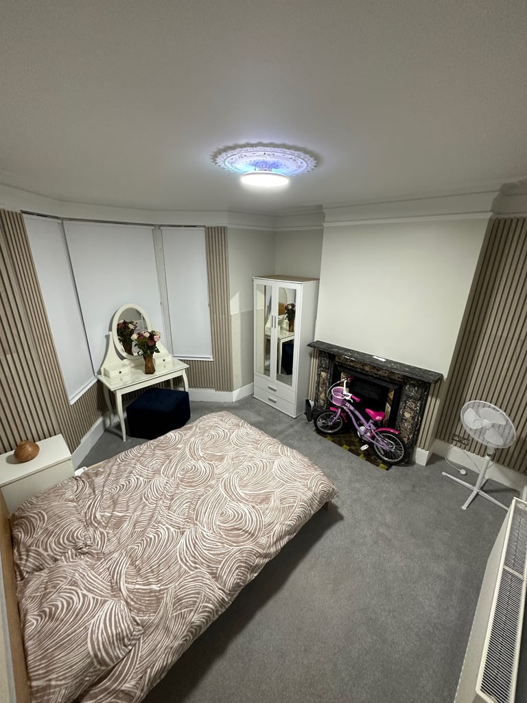 Room In Charlton 