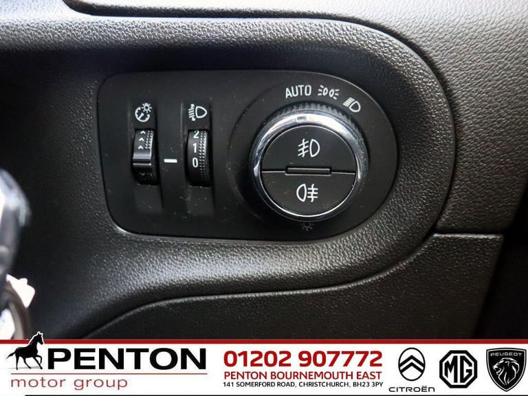 2021 Vauxhall Grandland X 1.2 Turbo SRi Nav 5dr Auto HATCHBACK PETROL Automatic