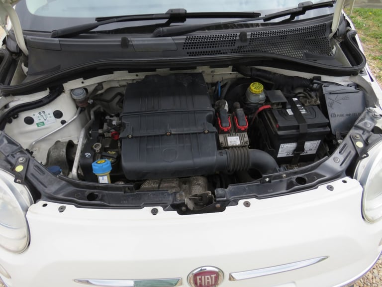2010 Fiat 500 1.2 LOUNGE 3 DOOR HATCHBACK Petrol Manual