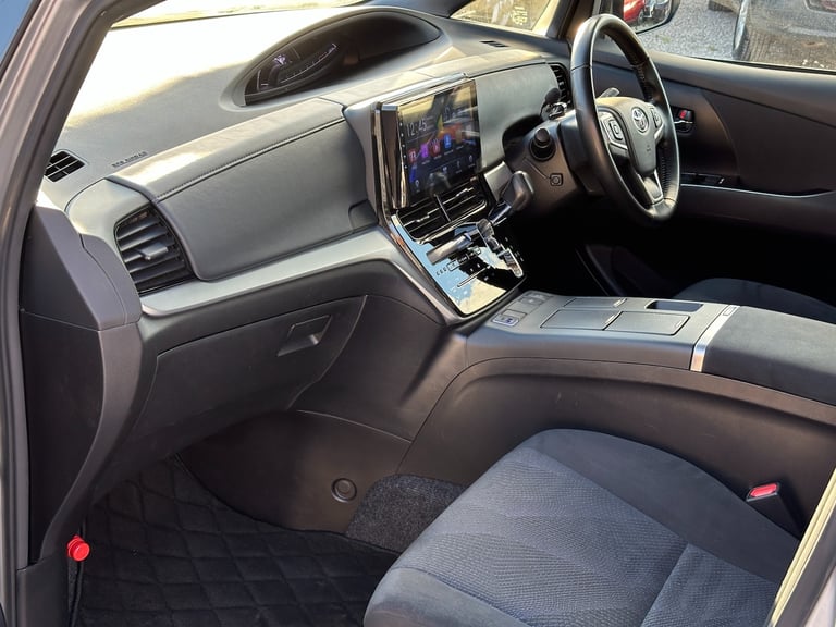 2019 TOYOTA ESTIMA HYBRID 12/2019 (69 PLATE) PURPLE 7 SEATER HALF LEATHER 