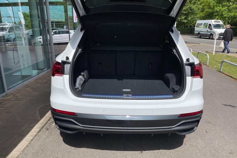 2025 Audi Q3 1.5 TFSI CoD 35 Black Edition SUV 5dr Petrol S Tronic Euro 6 (s/s) (150 ps) ESTATE P...